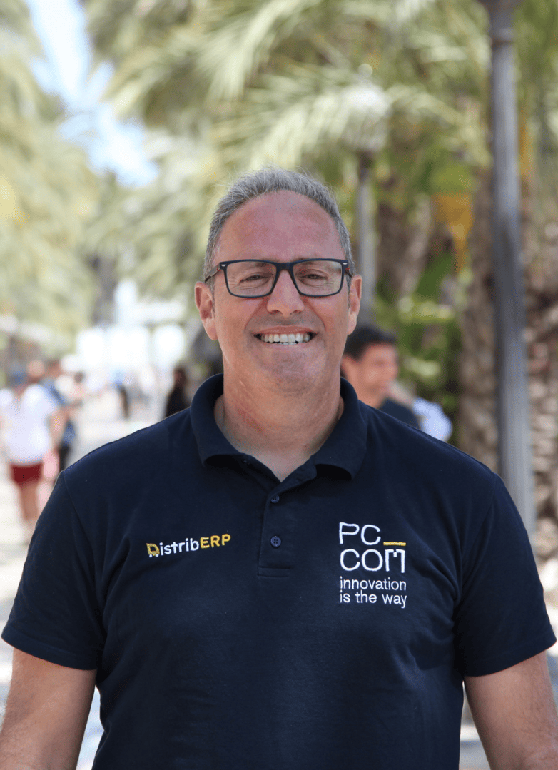 Carlos Pérez – Gerente Comercial PCCOM