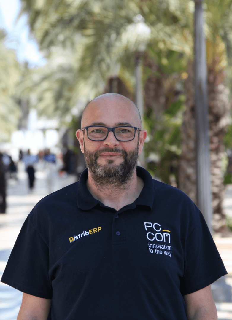 Enrique Santonja – Técnico Comercial PCCOM
